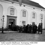 Valkö utanför Rådhuset, Stora Torget 1930-1950